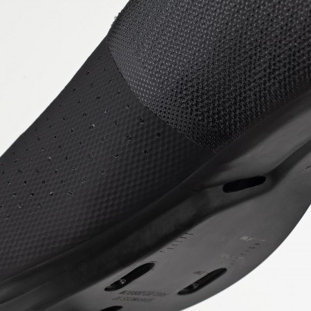 Zapatos Fizik Tempo Decos Carbon (Negro)