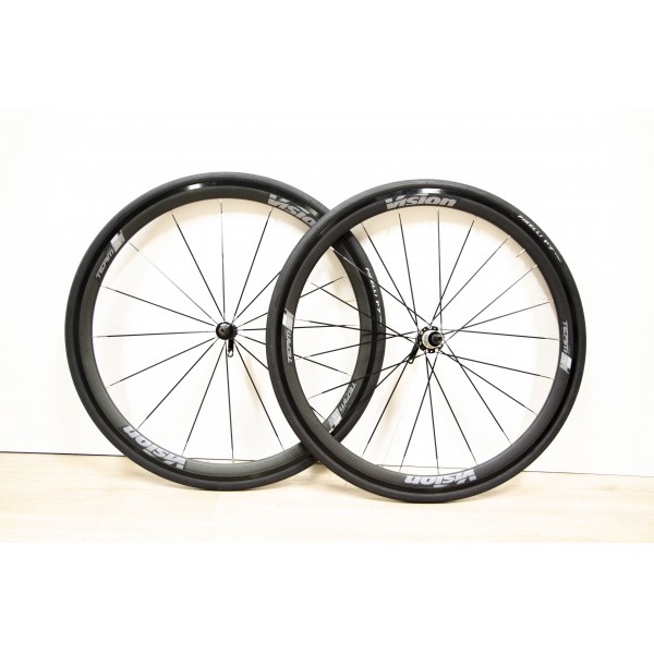 Pair of Used Wheels Vision Team 35 Rim