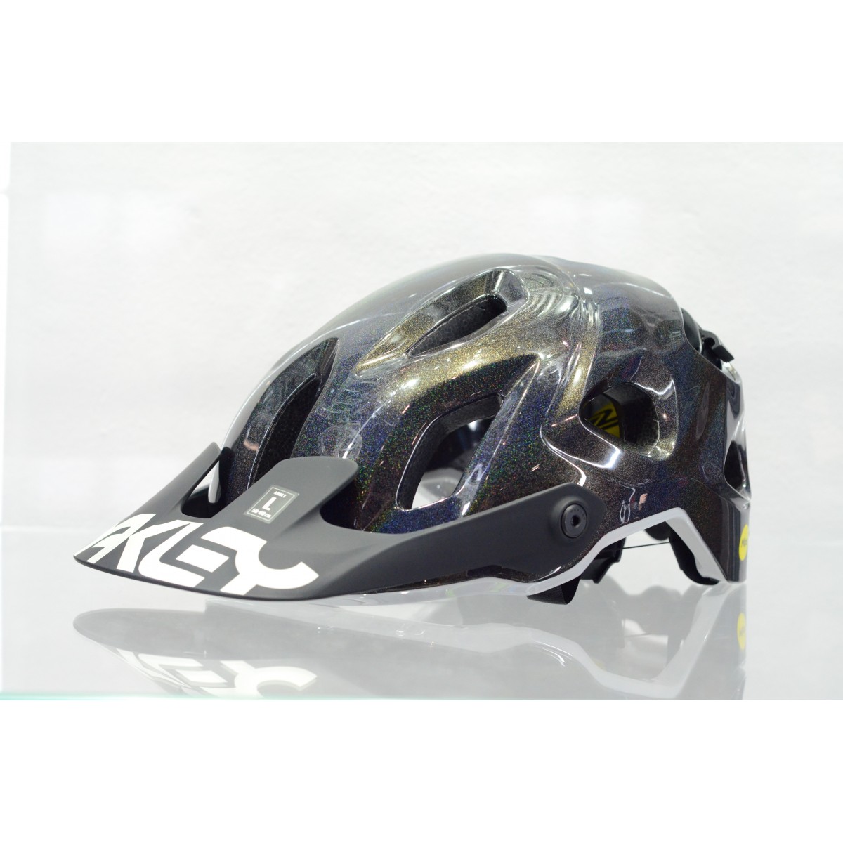 Oakley Drt5 helmet